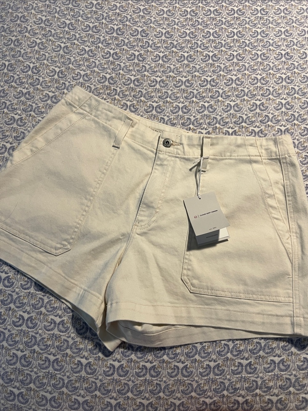 NWT AG Adriano Goldschmmied Cream High-Rise Analeigh Soft Denim Shorts